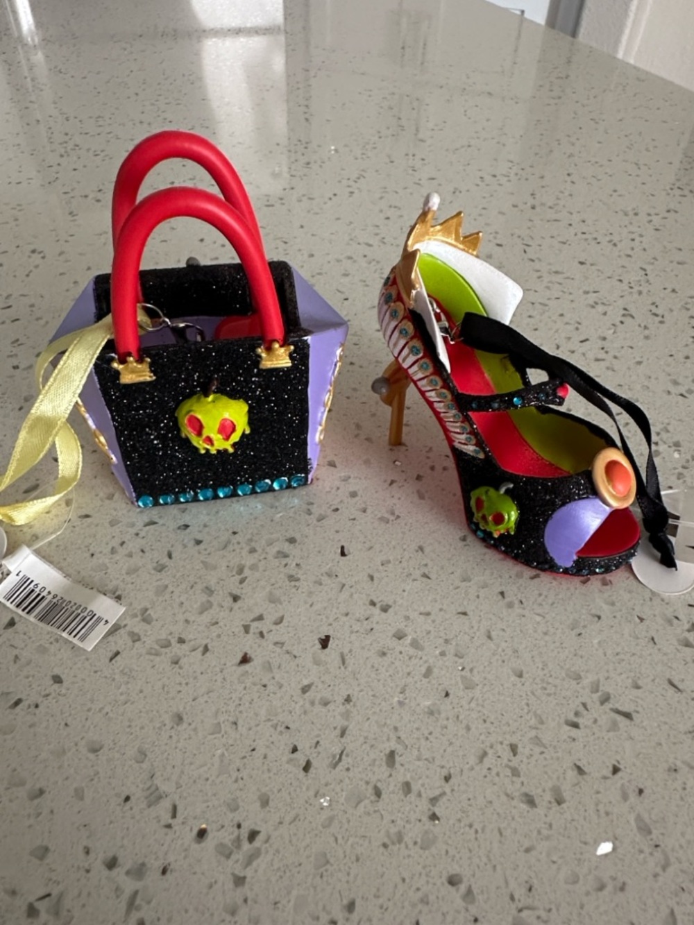 Disney-The Queen matching Glitter purse and heel set